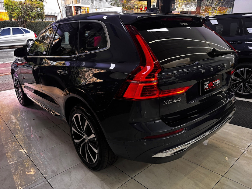Foto do veículo VOLVO XC60 2.0 T8 RECHARGE ULTIMATE AWD GEARTRONIC 2023 52.152 KM 253.777,00