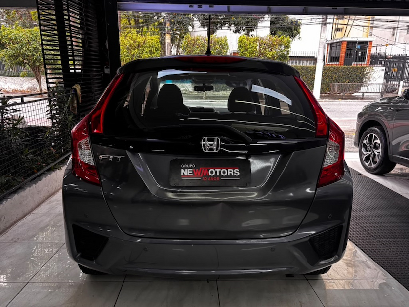 Foto do veículo HONDA FIT 1.5 LX 16V FLEX 4P AUTOMÁTICO 2017 57.054 KM 78.777,00