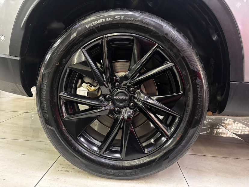 Foto do veículo GWM HAVAL H6 1.5 HEV PREMIUM E-TRACTION 2024 17.263 KM 175.777,00