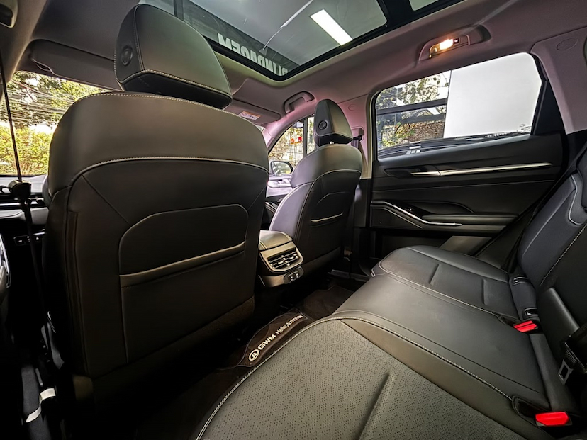 Foto do veículo GWM HAVAL H6 1.5 HEV PREMIUM E-TRACTION 2024 17.263 KM 175.777,00