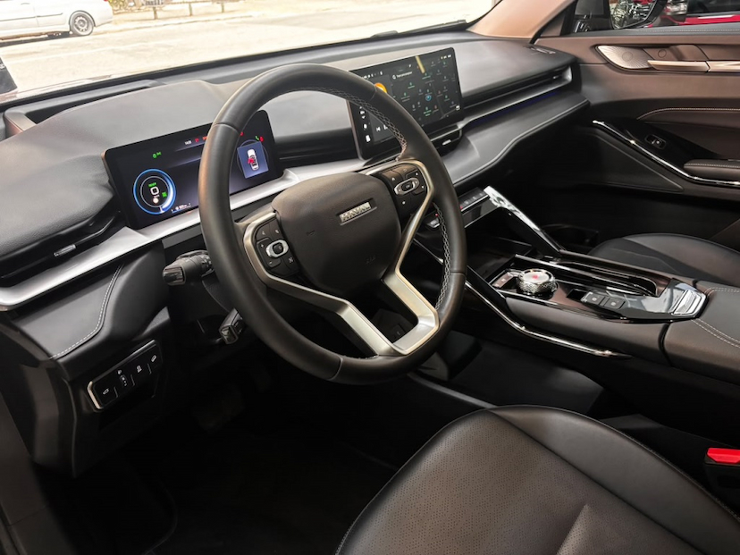 Foto do veículo GWM HAVAL H6 1.5 HEV PREMIUM E-TRACTION 2024 17.263 KM 175.777,00