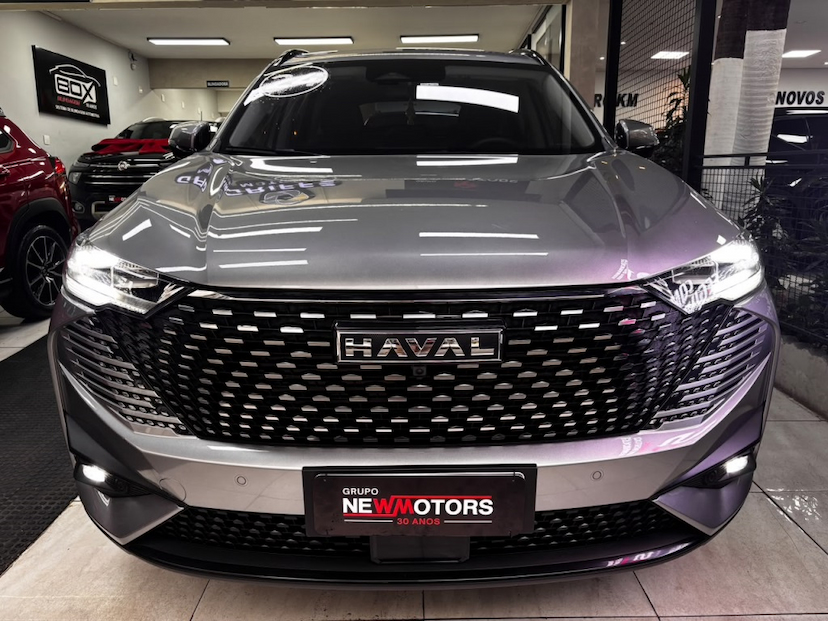 Foto do veículo GWM HAVAL H6 1.5 HEV PREMIUM E-TRACTION 2024 17.263 KM 175.777,00