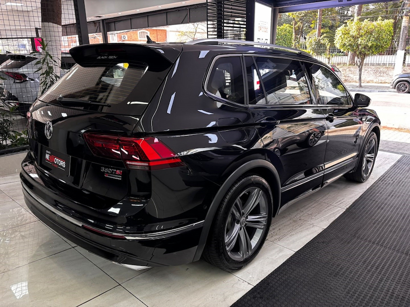 Foto do veículo VOLKSWAGEN TIGUAN 2.0 350 TSI GASOLINA ALLSPACE R-LINE 4MOTION DSG 2019 60.432 KM 148.777,00