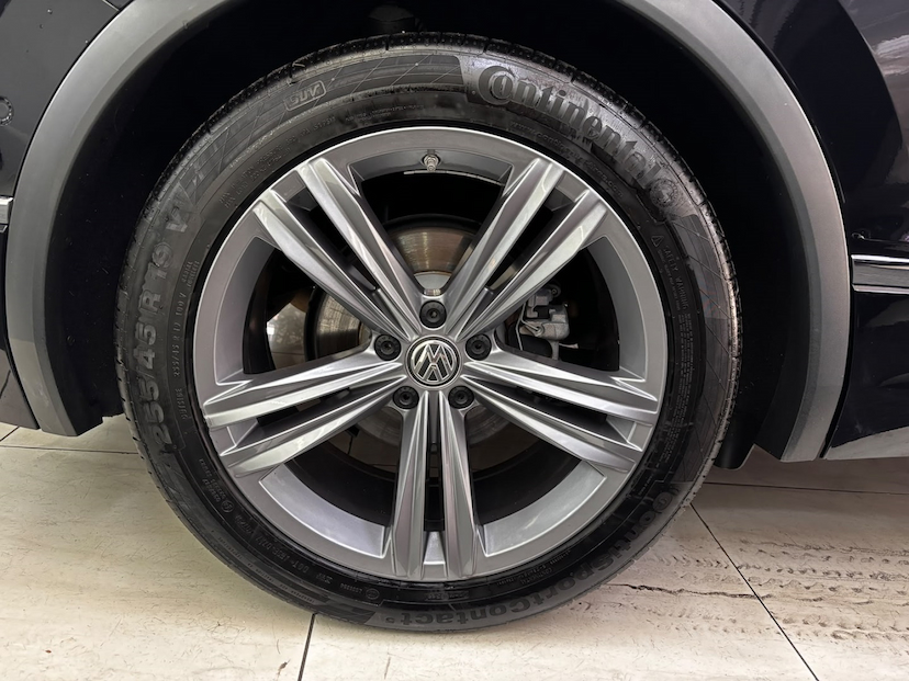 Foto do veículo VOLKSWAGEN TIGUAN 2.0 350 TSI GASOLINA ALLSPACE R-LINE 4MOTION DSG 2019 60.432 KM 148.777,00