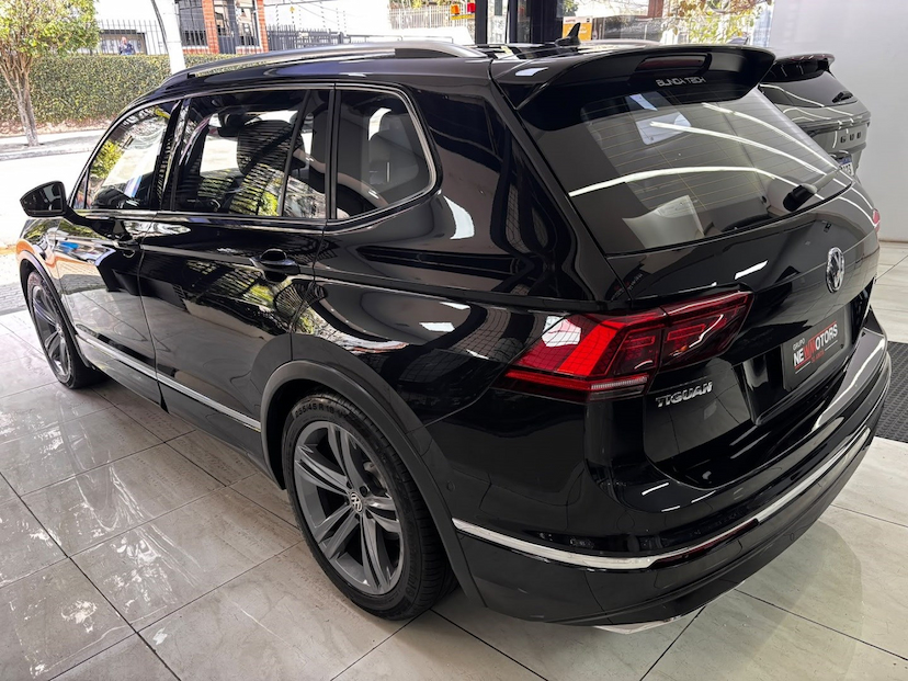 Foto do veículo VOLKSWAGEN TIGUAN 2.0 350 TSI GASOLINA ALLSPACE R-LINE 4MOTION DSG 2019 60.432 KM 148.777,00