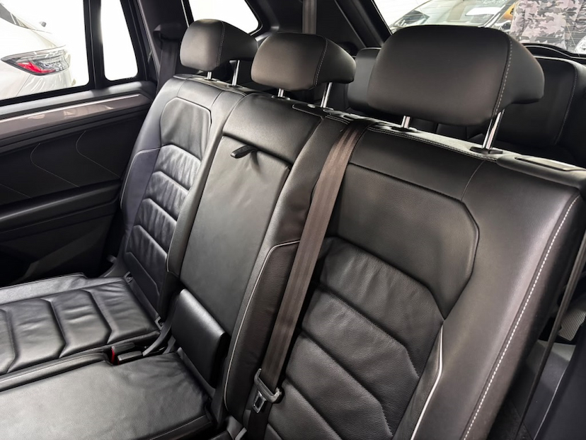 Foto do veículo VOLKSWAGEN TIGUAN 2.0 350 TSI GASOLINA ALLSPACE R-LINE 4MOTION DSG 2019 60.432 KM 148.777,00