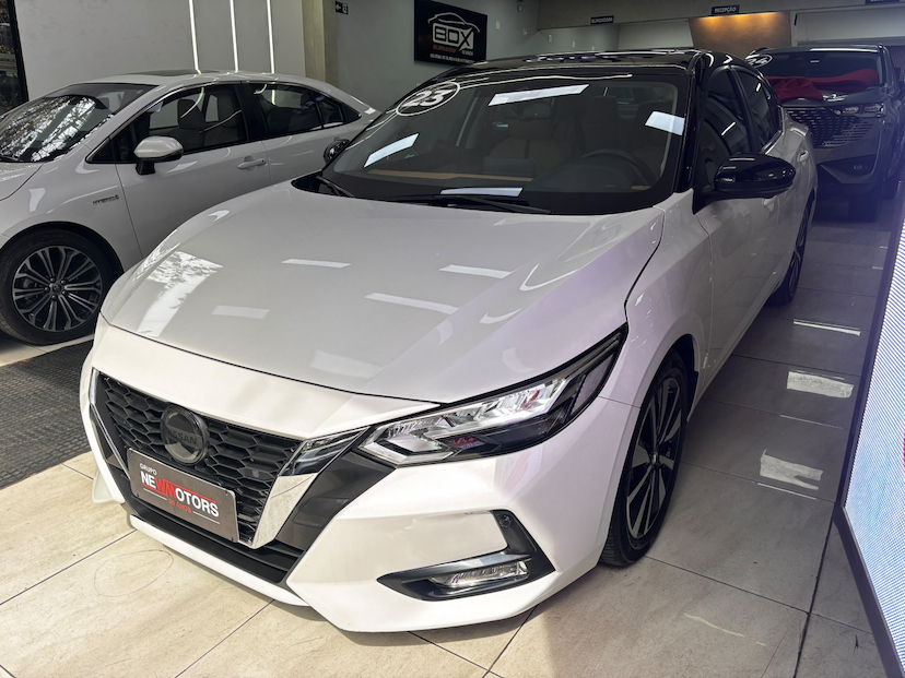 Foto do veículo NISSAN SENTRA 2.0 16V GASOLINA EXCLUSIVE INT. PREMIUM 2023 32.000 KM 136.777,00