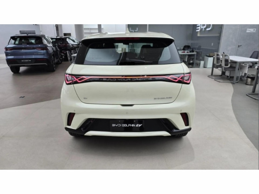 Foto do veículo BYD DOLPHIN 44,9 KW ELÉTRICO GS 2027 0 KM 143.890,00
