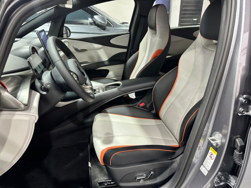 Foto do veículo BYD DOLPHIN 44,9 KW ELÉTRICO GS 2027 0 KM 143.890,00