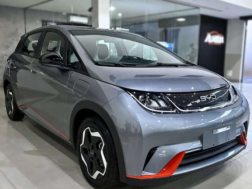 Foto do veículo BYD DOLPHIN 44,9 KW ELÉTRICO GS 2027 0 KM 143.890,00