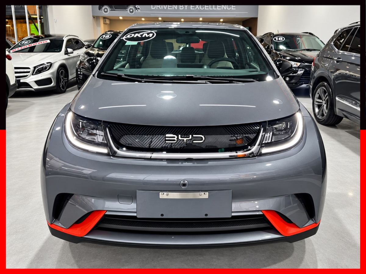 Foto do veículo BYD DOLPHIN 44,9 KW ELÉTRICO GS 2026/2027 0 KM R$ 143.890,00