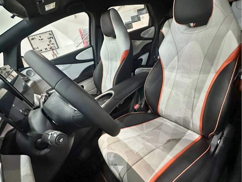 Foto do veículo BYD DOLPHIN 44,9 KW ELÉTRICO GS 2027 0 KM 143.890,00