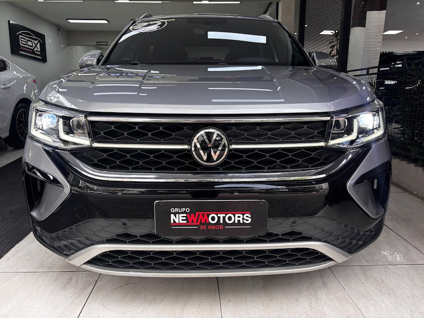 Foto do veículo VOLKSWAGEN TAOS 1.4 250 TSI TOTAL FLEX HIGHLINE AUTOMÁTICO 2022 41.881 KM 137.777,00