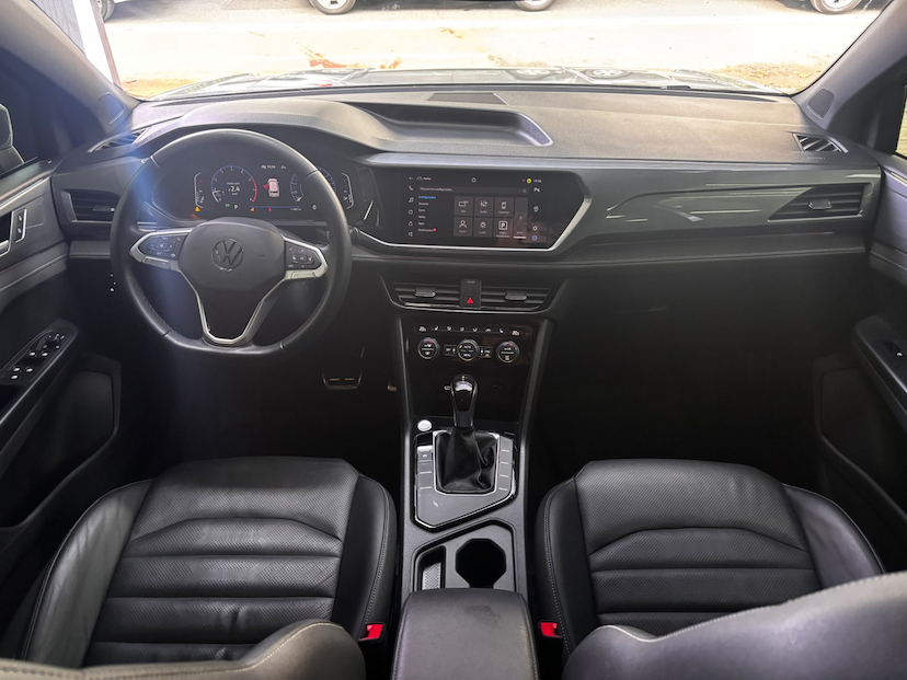 Foto do veículo VOLKSWAGEN TAOS 1.4 250 TSI TOTAL FLEX HIGHLINE AUTOMÁTICO 2022 41.881 KM 137.777,00