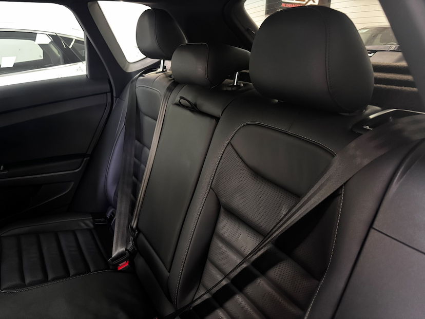 Foto do veículo VOLKSWAGEN TAOS 1.4 250 TSI TOTAL FLEX HIGHLINE AUTOMÁTICO 2022 41.881 KM 137.777,00