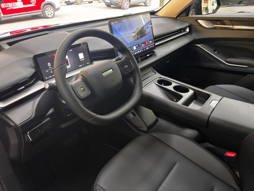 Foto do veículo GWM HAVAL H6 1.5 FLEX PHEV19 E-TRACTION 2027 0 KM 234.800,00