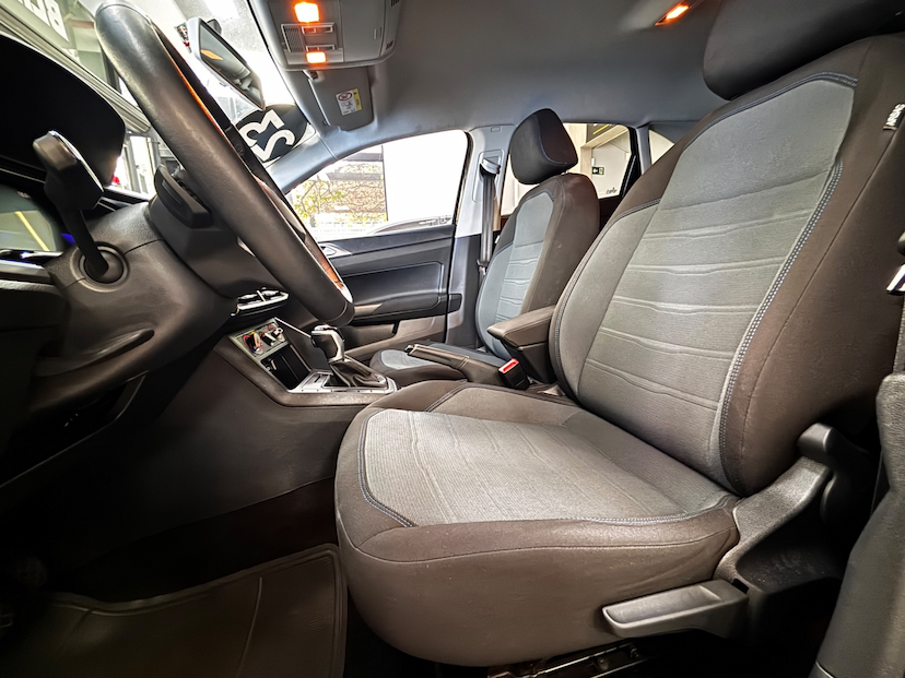 Foto do veículo VOLKSWAGEN NIVUS 1.0 200 TSI TOTAL FLEX COMFORTLINE AUTOMÁTICO 2023 29.835 KM 101.777,00