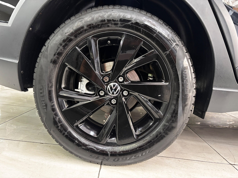 Foto do veículo VOLKSWAGEN NIVUS 1.0 200 TSI TOTAL FLEX COMFORTLINE AUTOMÁTICO 2023 29.835 KM 101.777,00