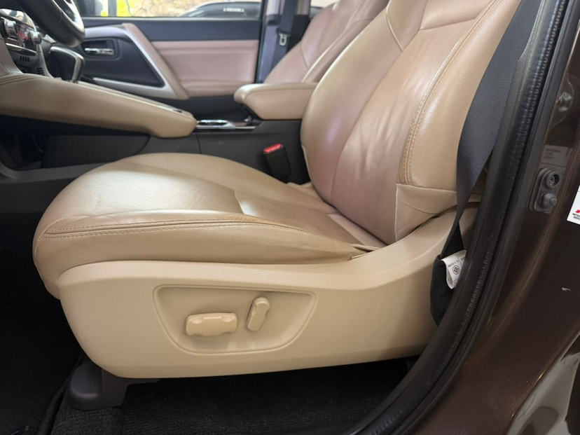 Foto do veículo MITSUBISHI PAJERO SPORT 2.4 16V MIVEC TURBO DIESEL HPE AWD AUTOMÁTICO 2021 75.000 KM 199.777,00