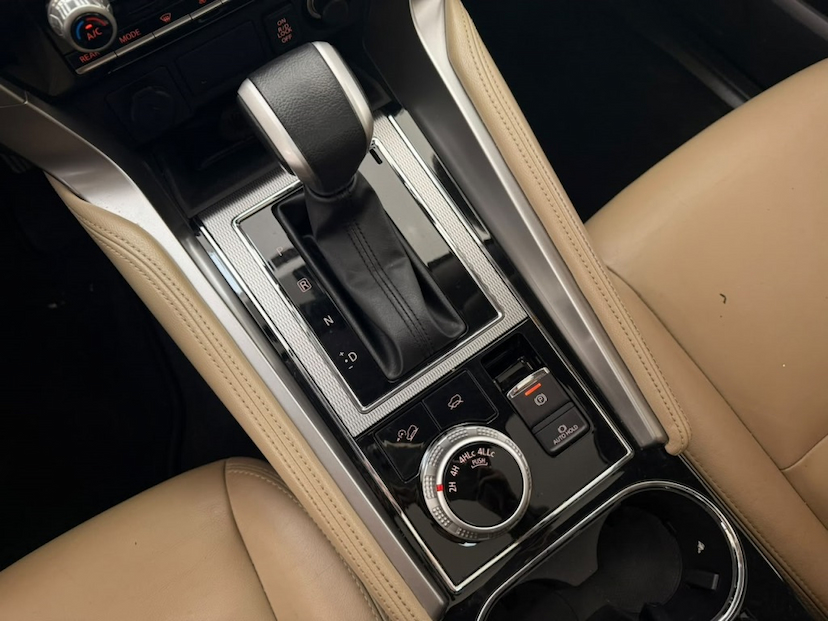 Foto do veículo MITSUBISHI PAJERO SPORT 2.4 16V MIVEC TURBO DIESEL HPE AWD AUTOMÁTICO 2021 75.000 KM 199.777,00