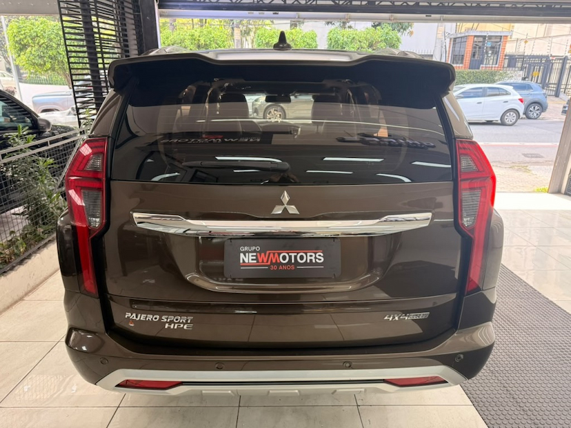 Foto do veículo MITSUBISHI PAJERO SPORT 2.4 16V MIVEC TURBO DIESEL HPE AWD AUTOMÁTICO 2021 75.000 KM 199.777,00