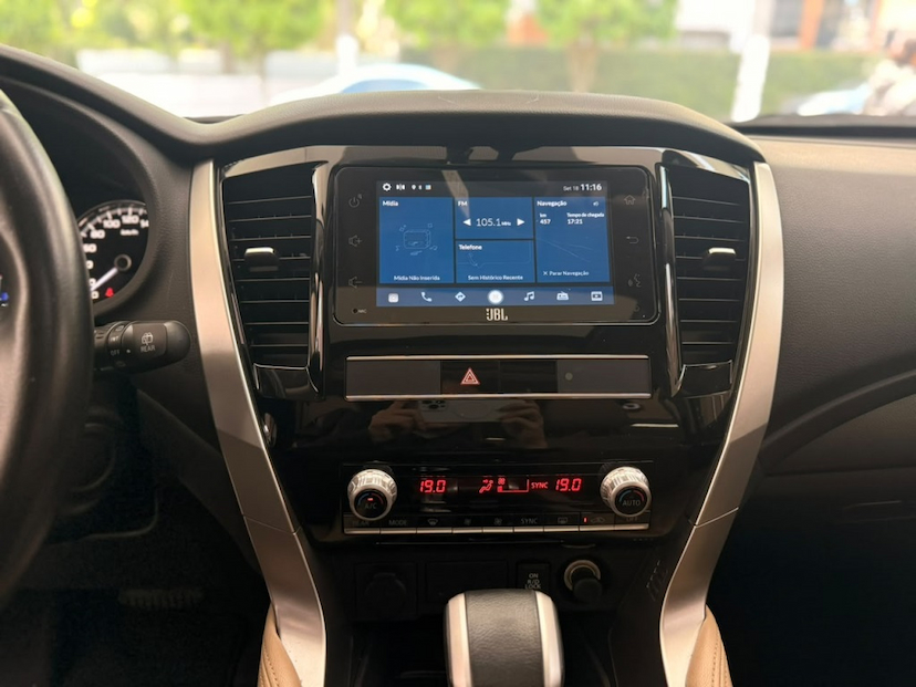 Foto do veículo MITSUBISHI PAJERO SPORT 2.4 16V MIVEC TURBO DIESEL HPE AWD AUTOMÁTICO 2021 75.000 KM 199.777,00