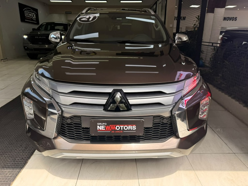 Foto do veículo MITSUBISHI PAJERO SPORT 2.4 16V MIVEC TURBO DIESEL HPE AWD AUTOMÁTICO 2021 75.000 KM 199.777,00