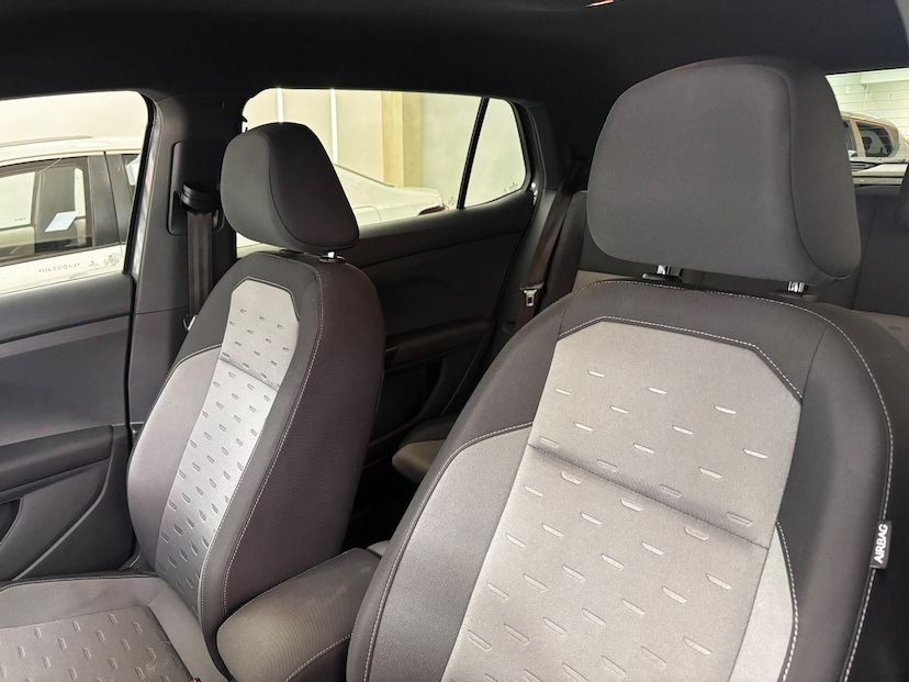 Foto do veículo VOLKSWAGEN T-CROSS 1.0 200 TSI TOTAL FLEX COMFORTLINE AUTOMÁTICO 2020 62.214 KM 96.777,00