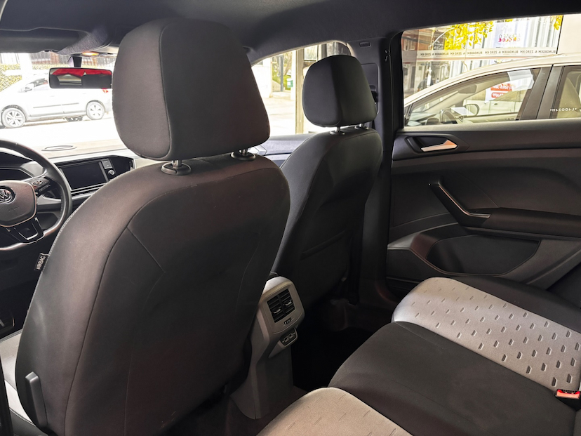 Foto do veículo VOLKSWAGEN T-CROSS 1.0 200 TSI TOTAL FLEX COMFORTLINE AUTOMÁTICO 2020 62.214 KM 96.777,00
