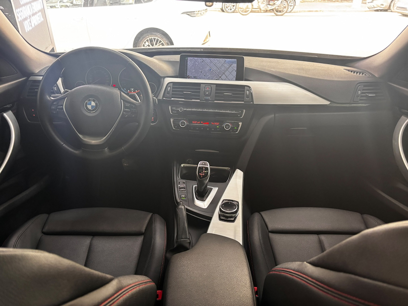 Foto do veículo BMW 320I 2.0 GT SPORT 16V TURBO GASOLINA 4P AUTOMÁTICO 2014 44.810 KM 111.777,00