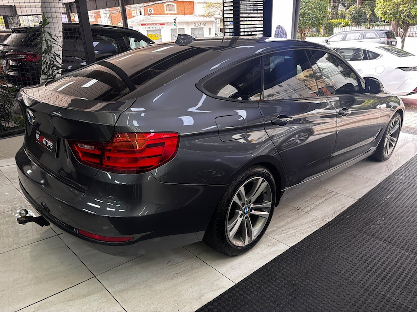 Foto do veículo BMW 320I 2.0 GT SPORT 16V TURBO GASOLINA 4P AUTOMÁTICO 2014 44.810 KM 111.777,00