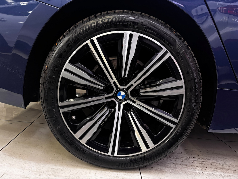 Foto do veículo BMW 320I 2.0 16V TURBO FLEX GP AUTOMÁTICO 2023 35.837 KM 244.777,00