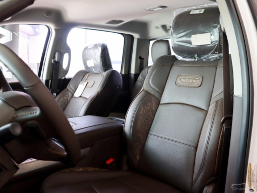 Foto do veículo RAM 3500 6.7 I6 TURBO DIESEL LIMITED LONGHORN CD 4X4  AUTOMÁTICO 2026 0 KM 584.800,00