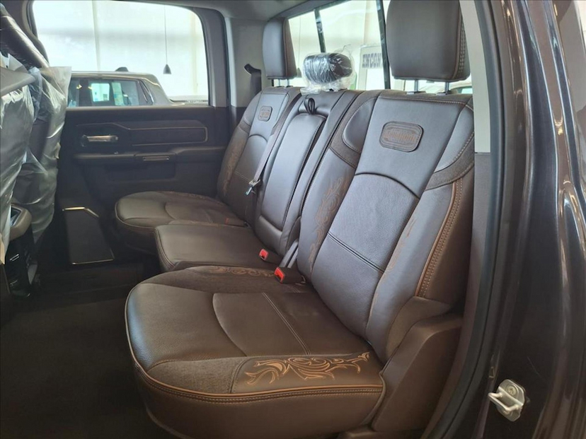 Foto do veículo RAM 3500 6.7 I6 TURBO DIESEL LIMITED LONGHORN CD 4X4  AUTOMÁTICO 2026 0 KM 584.800,00