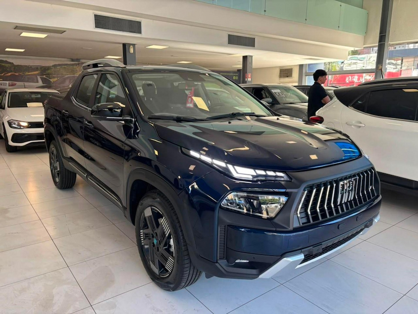 Foto do veículo FIAT TORO 1.3 TURBO 270 HYBRID VOLCANO AT6 2027 0 KM 172.900,00