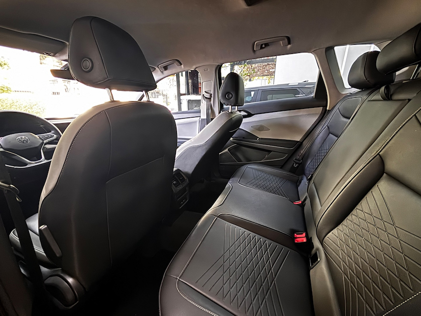 Foto do veículo VOLKSWAGEN TAOS 1.4 250 TSI TOTAL FLEX COMFORTLINE AUTOMÁTICO 2023 36.894 KM 134.777,00