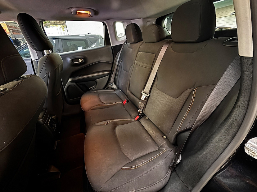 Foto do veículo JEEP COMPASS 2.0 16V FLEX SPORT AUTOMÁTICO 2021 65.584 KM 97.777,00