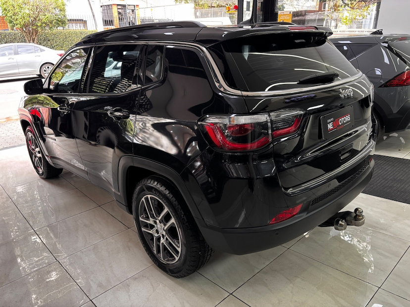Foto do veículo JEEP COMPASS 2.0 16V FLEX SPORT AUTOMÁTICO 2021 65.584 KM 97.777,00