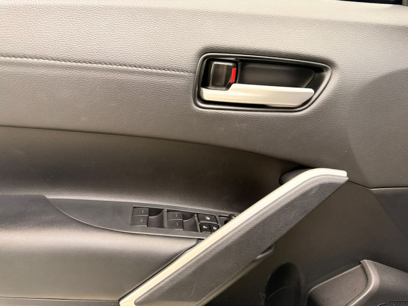 Foto do veículo TOYOTA COROLLA CROSS 2.0 VVT-IE FLEX XRE DIRECT SHIFT 2023 54.203 KM 164.777,00
