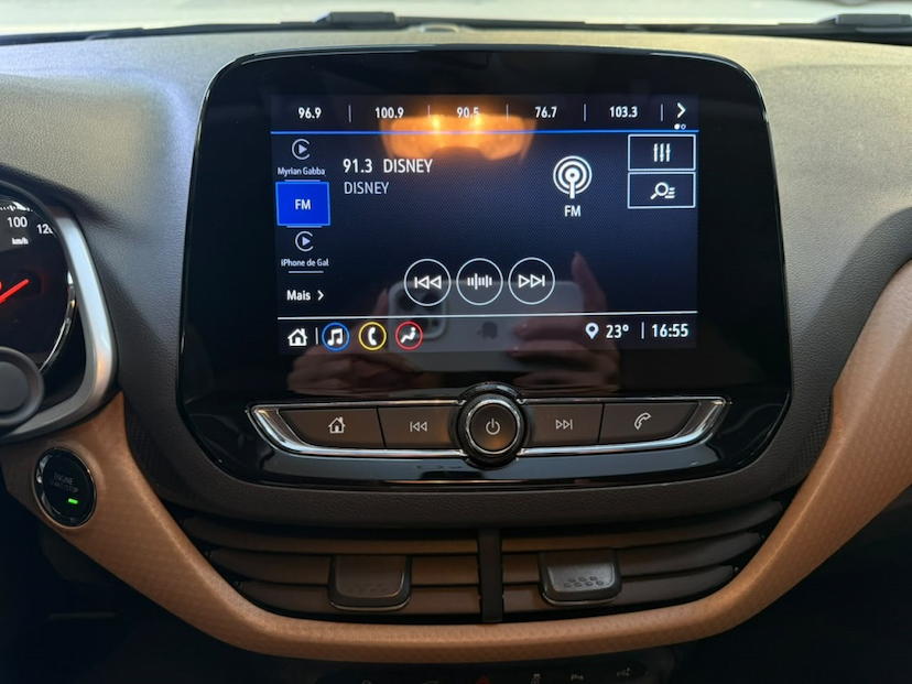 Foto do veículo CHEVROLET ONIX 1.0 TURBO FLEX PLUS PREMIER AUTOMÁTICO 2024 33.260 KM 87.777,00