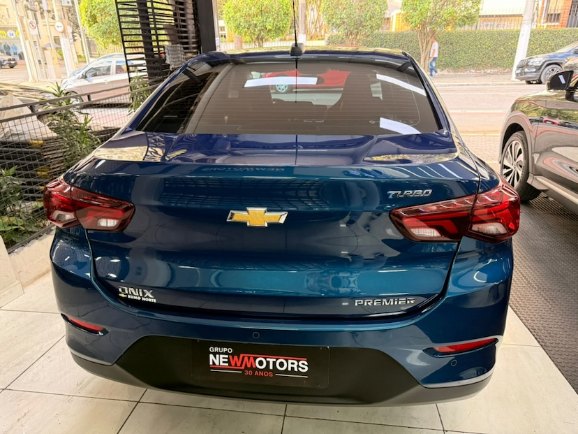 Foto do veículo CHEVROLET ONIX 1.0 TURBO FLEX PLUS PREMIER AUTOMÁTICO 2024 33.260 KM 87.777,00