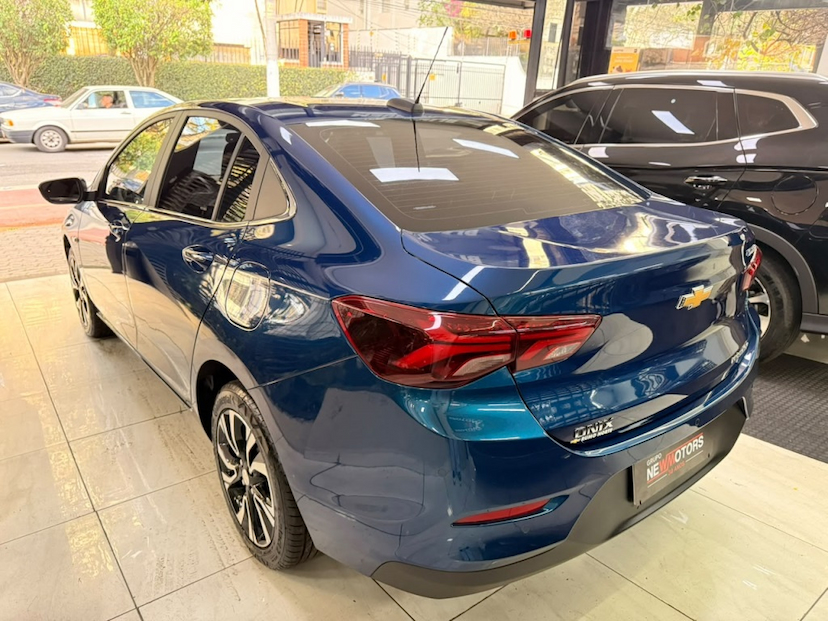 Foto do veículo CHEVROLET ONIX 1.0 TURBO FLEX PLUS PREMIER AUTOMÁTICO 2024 33.260 KM 87.777,00