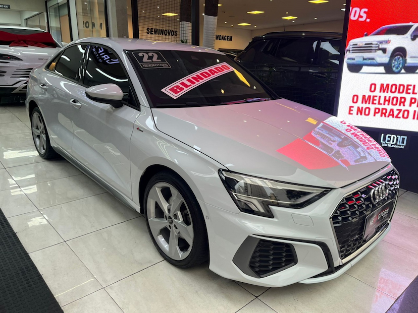 Foto do veículo AUDI A3 1.4 35 TFSI GASOLINA SEDAN S LINE LIMITED TIPTRONIC 2022 39.176 KM 198.777,00