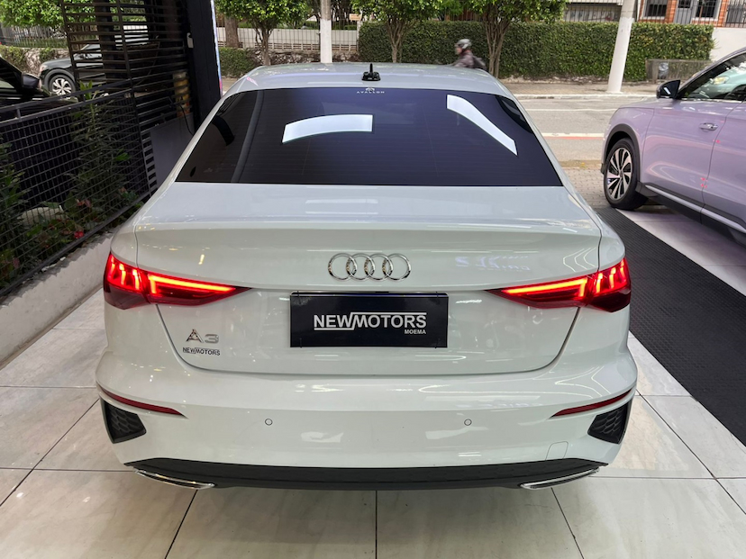 Foto do veículo AUDI A3 1.4 35 TFSI GASOLINA SEDAN S LINE LIMITED TIPTRONIC 2022 39.176 KM 198.777,00