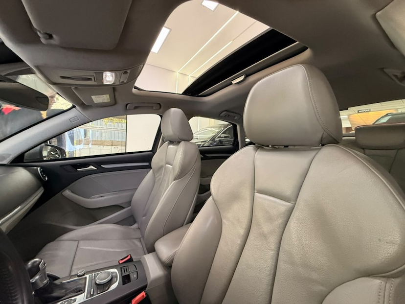 Foto do veículo AUDI A3 2.0 TFSI SEDAN AMBITION 16V GASOLINA 4P S-TRONIC 2016 97.923 KM 97.777,00