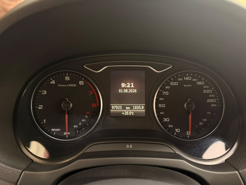 Foto do veículo AUDI A3 2.0 TFSI SEDAN AMBITION 16V GASOLINA 4P S-TRONIC 2016 97.923 KM 97.777,00