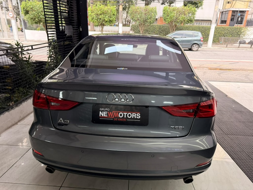 Foto do veículo AUDI A3 2.0 TFSI SEDAN AMBITION 16V GASOLINA 4P S-TRONIC 2016 97.923 KM 97.777,00