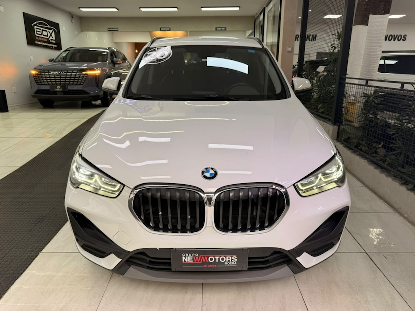 Foto do veículo BMW X1 2.0 16V TURBO ACTIVEFLEX SDRIVE20I 4P AUTOMÁTICO 2020 64.890 KM 147.777,00
