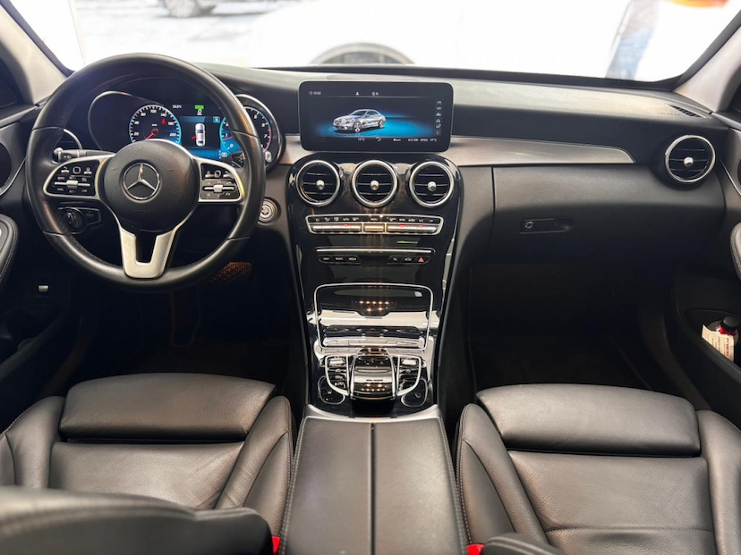 Foto do veículo MERCEDES-BENZ C 200 1.5 EQ BOOST HÍBRIDO 9G-TRONIC 2019 45.638 KM 198.777,00