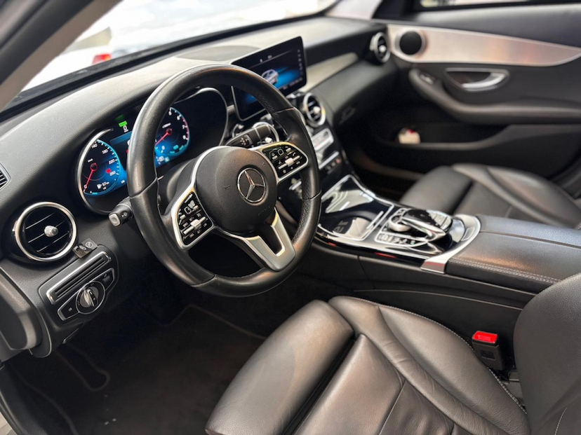 Foto do veículo MERCEDES-BENZ C 200 1.5 EQ BOOST HÍBRIDO 9G-TRONIC 2019 45.638 KM 198.777,00